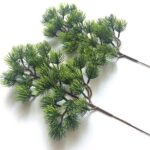 13 Hermosas Ramas Perennes para Decorar en Fiestas Navideñas